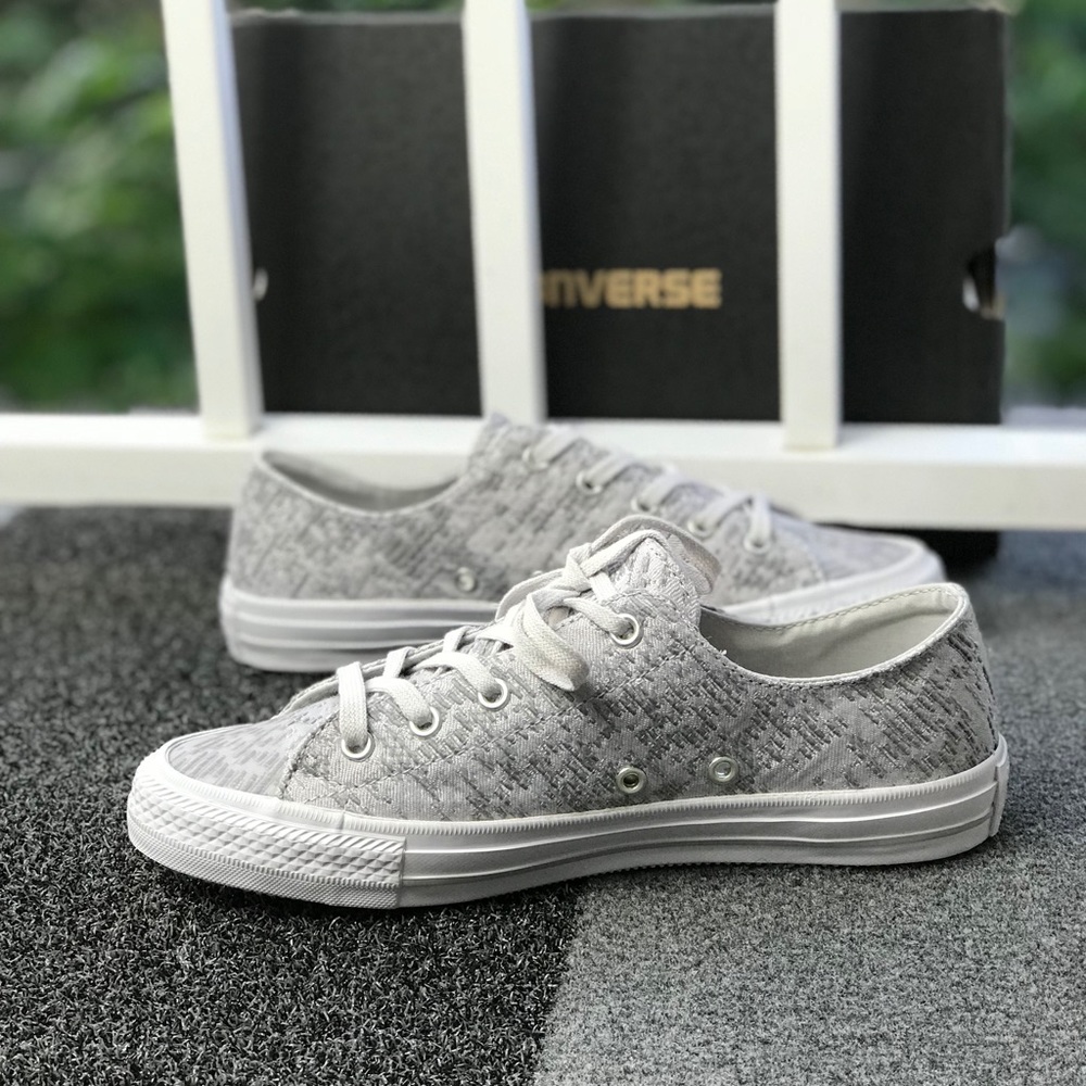 NWT Converse Ctas 💥GemmaOX Mouse LT W AUTHENTIC - Picture 2 of 6